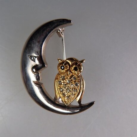 Neugablonz: Brosche Eule in Halbmond Strass (36671)