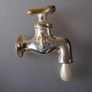 Neugablonz: Kuriose Brosche Wasserhahn (36700)