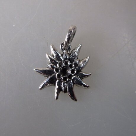 Neugablonz: Trachtenanhänger Edelweiss (36702)