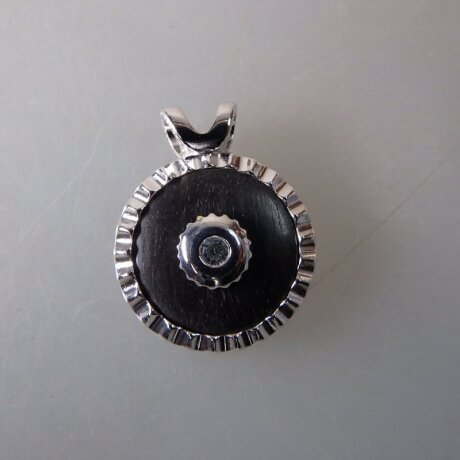 Neugablonz: Collier Anhänger brillanter Strass (36708)