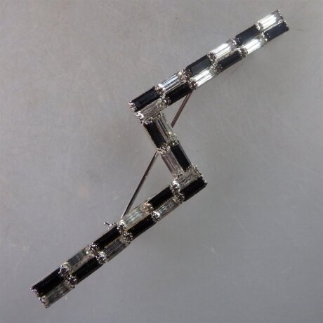 Neugablonz: Brosche Baquette-Strass (29893)