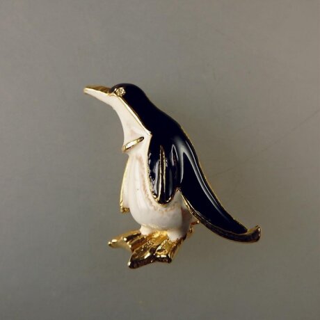 Neugablonz: Brosche Pinguin Emaille (35842)