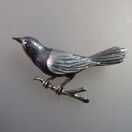 Neugablonz: Brosche Vogel auf Ast Emaille (35873)
