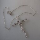 Neugablonz: Moderner Anhänger Kreuz mit Kette Strass...