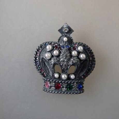 Neugablonz: Brosche Krone Perlen Strass (36015)