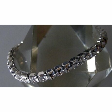 Neugablonz: Elegantes Armband weisser Strass um 1980 (31610)