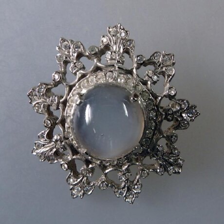 Neugablonz: Brosche Mondstein udn Strass (36068)