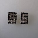 Neugablonz: Paar Ohrclips schwarzer und weisser Strass...