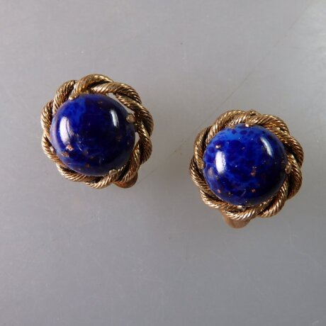 Neugablonz: Paar Ohrclips Lapislazuli Cabochon um 1950 (36188)
