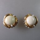 Neugablonz: Paar opulente weisser Onyx Ohrclips um 1950 (36254)