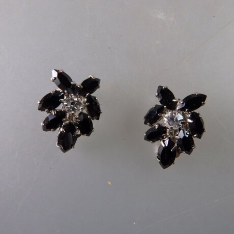 Neugablonz: Paar Ohrclips schwarzer Strass um 1920 (36265)