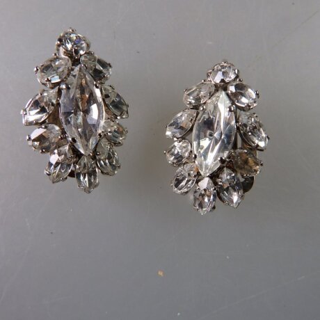 Neugablonz: Paar Ohrclips Strass um 1920 (36268)