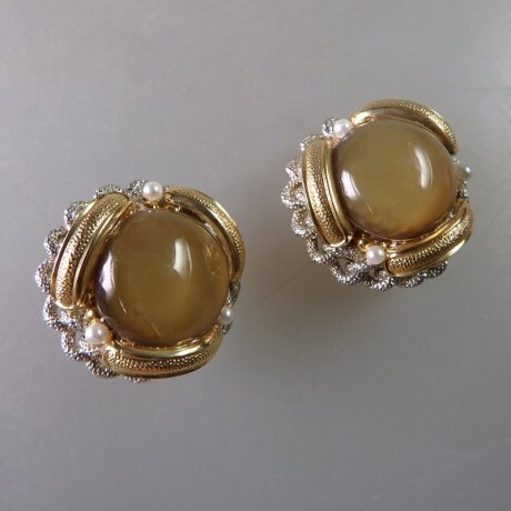 Neugablonz: Paar opulente Ohrclips grosser Cabochon um 1950 (36324)