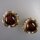 Neugablonz: Paar opulente Ohrclips Tigeraugen Cabochon um 1950 (36339)
