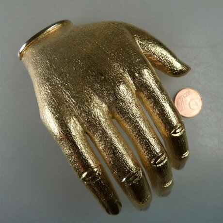 Neugablonz: Übergrosse Brosche Hand ab/um 1980 (36429)