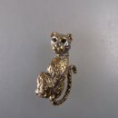 Neugablonz: Brosche sitzende Wildkatze um 1970 (36462)