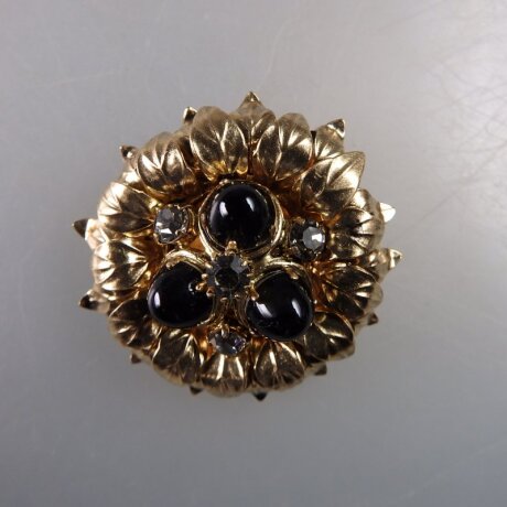 Neugablonz: Opulente Brosche im alten Stil um 1935 (36539)