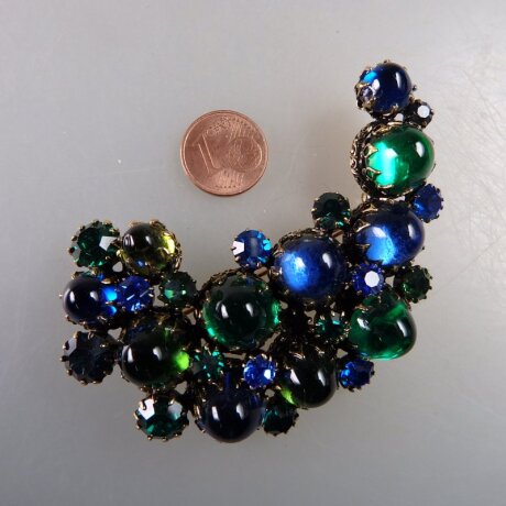 Neugablonz: Grosse gebogene Brosche Cabochons um 1950 (36602)